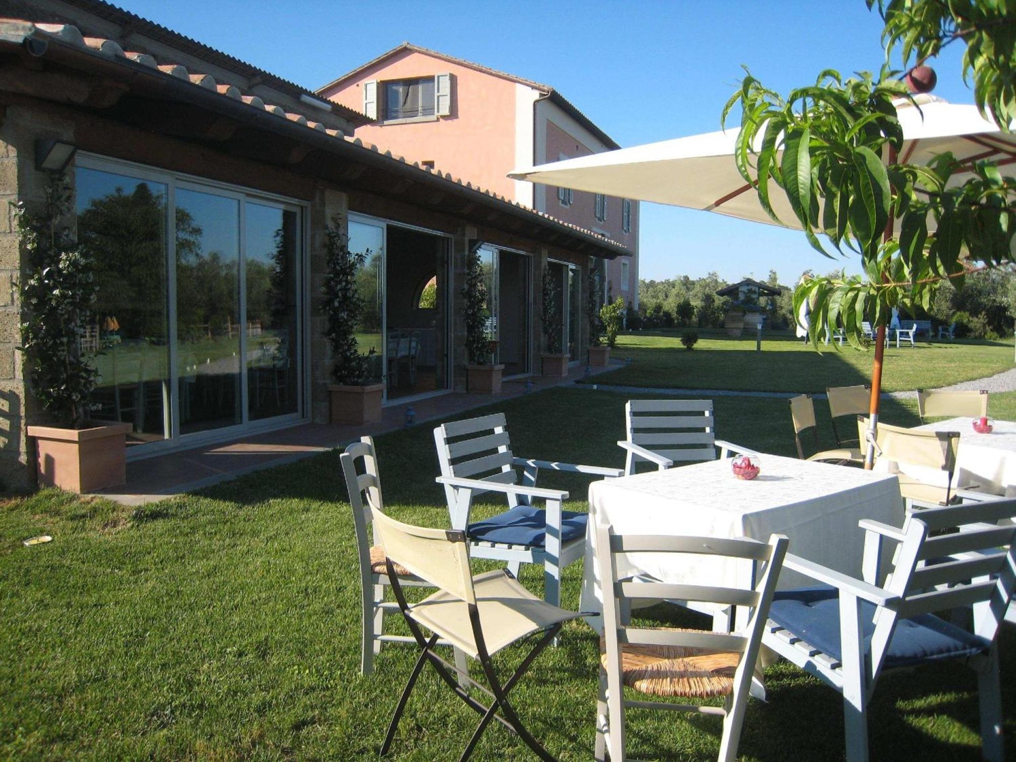 Agriturismo Casale Bonaparte Cellere Luaran gambar