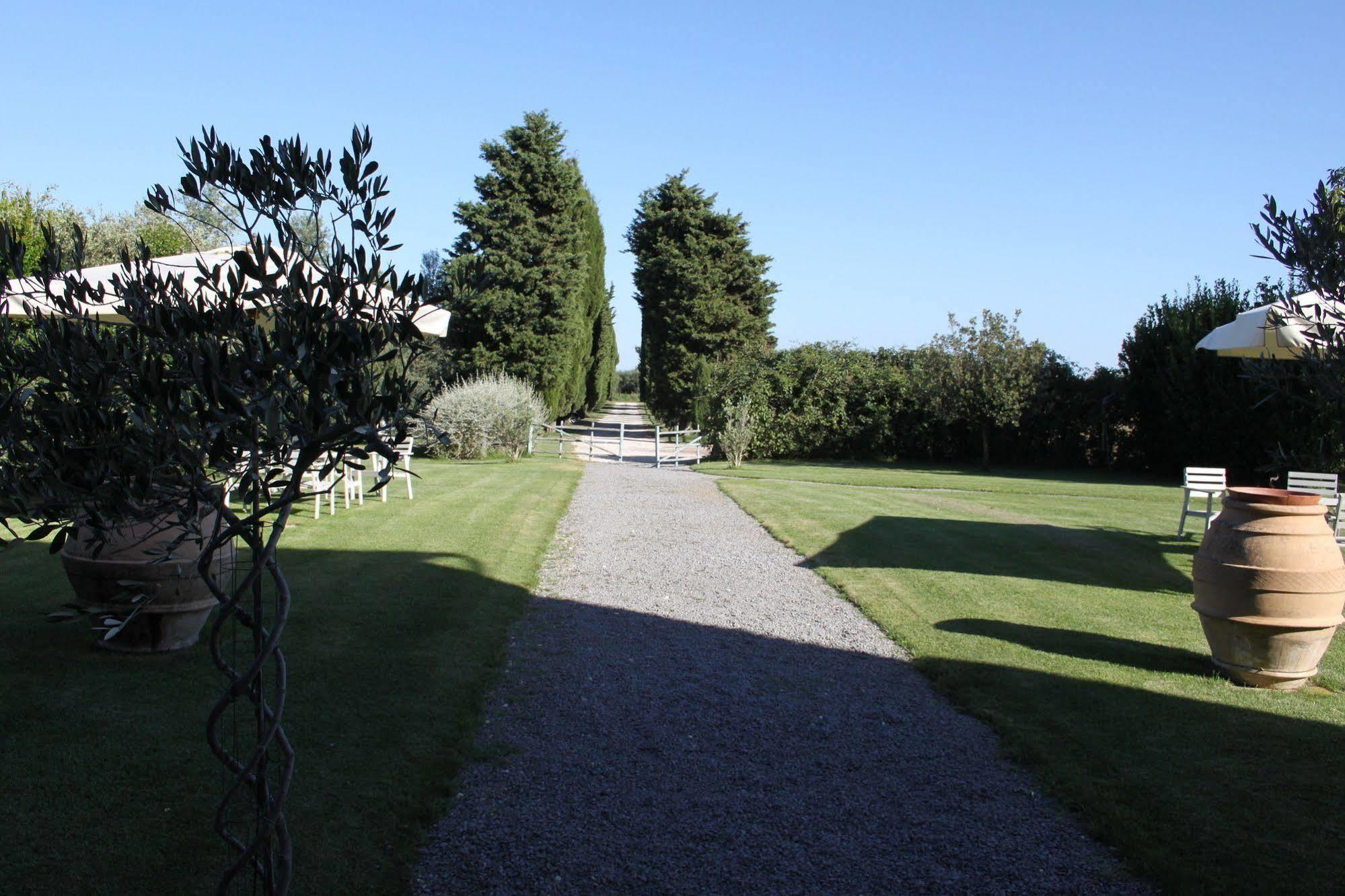 Agriturismo Casale Bonaparte Cellere Luaran gambar